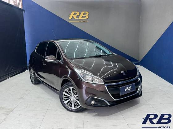 PEUGEOT 208 1.6 GRIFFE 16V FLEX 4P AUTOMÁTICO PEUGEOT 208 1.6 GRIFFE 16V FLEX 4P AUTOMÁTICO